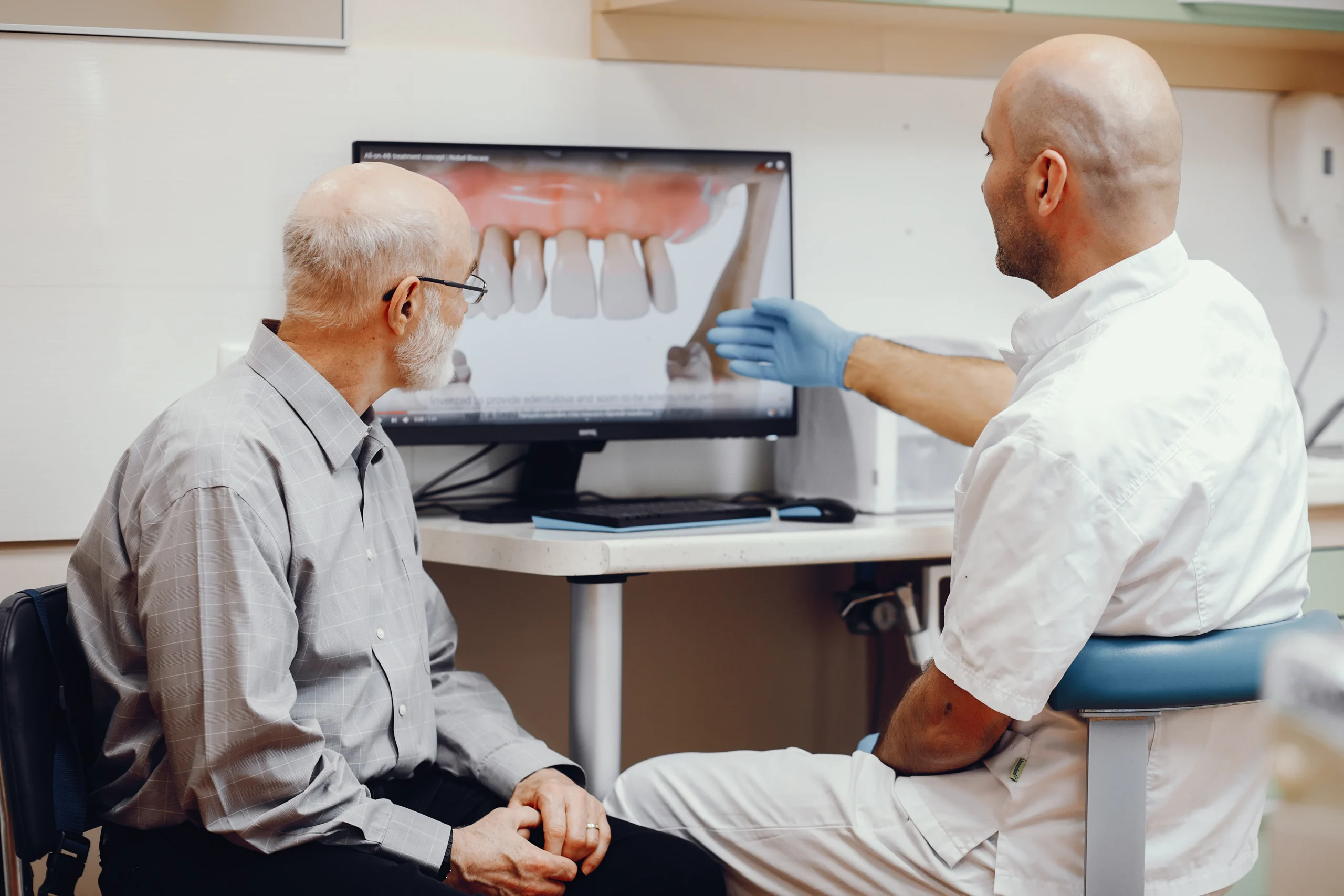 Comprehensive oral health checkup