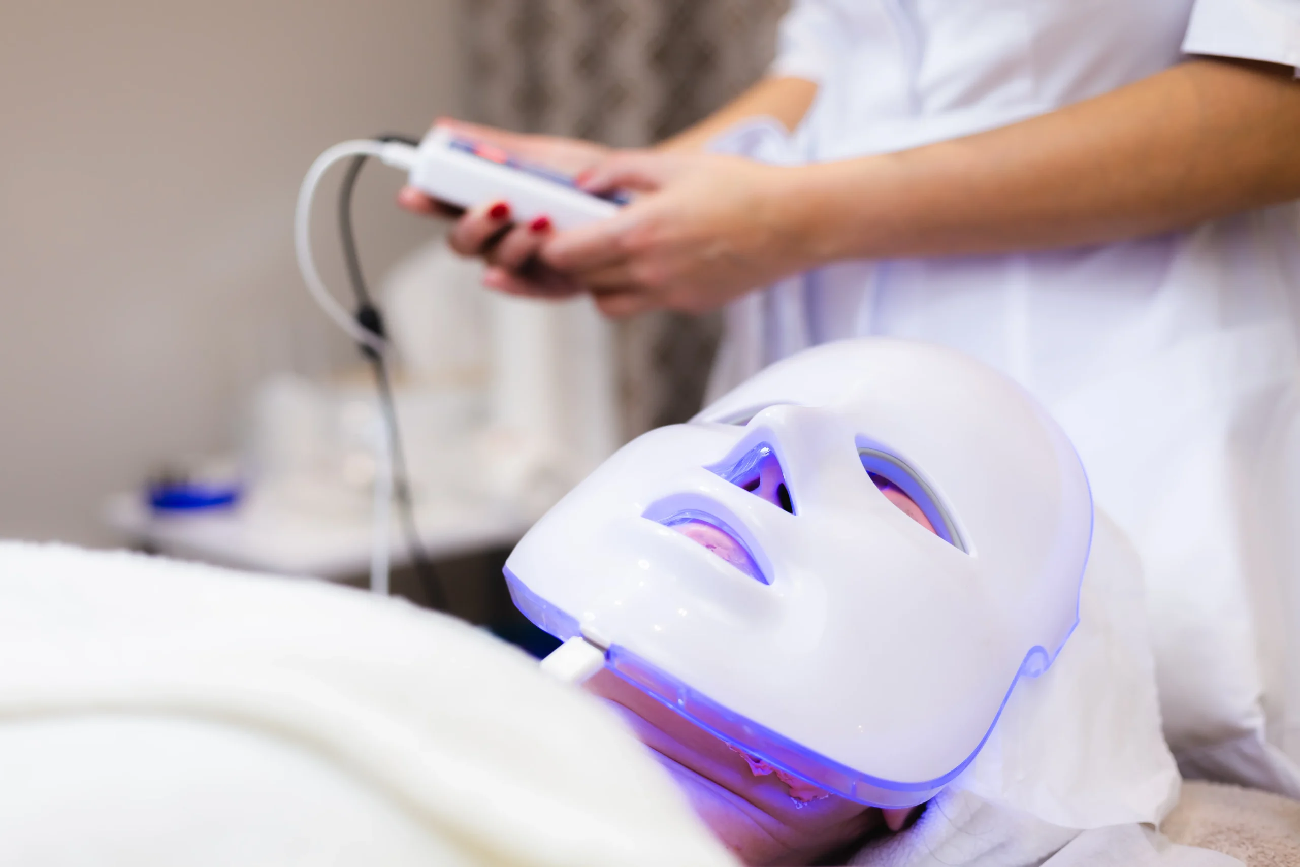 Light Therapy at Innovative Dentistree, F-10 Islamabad