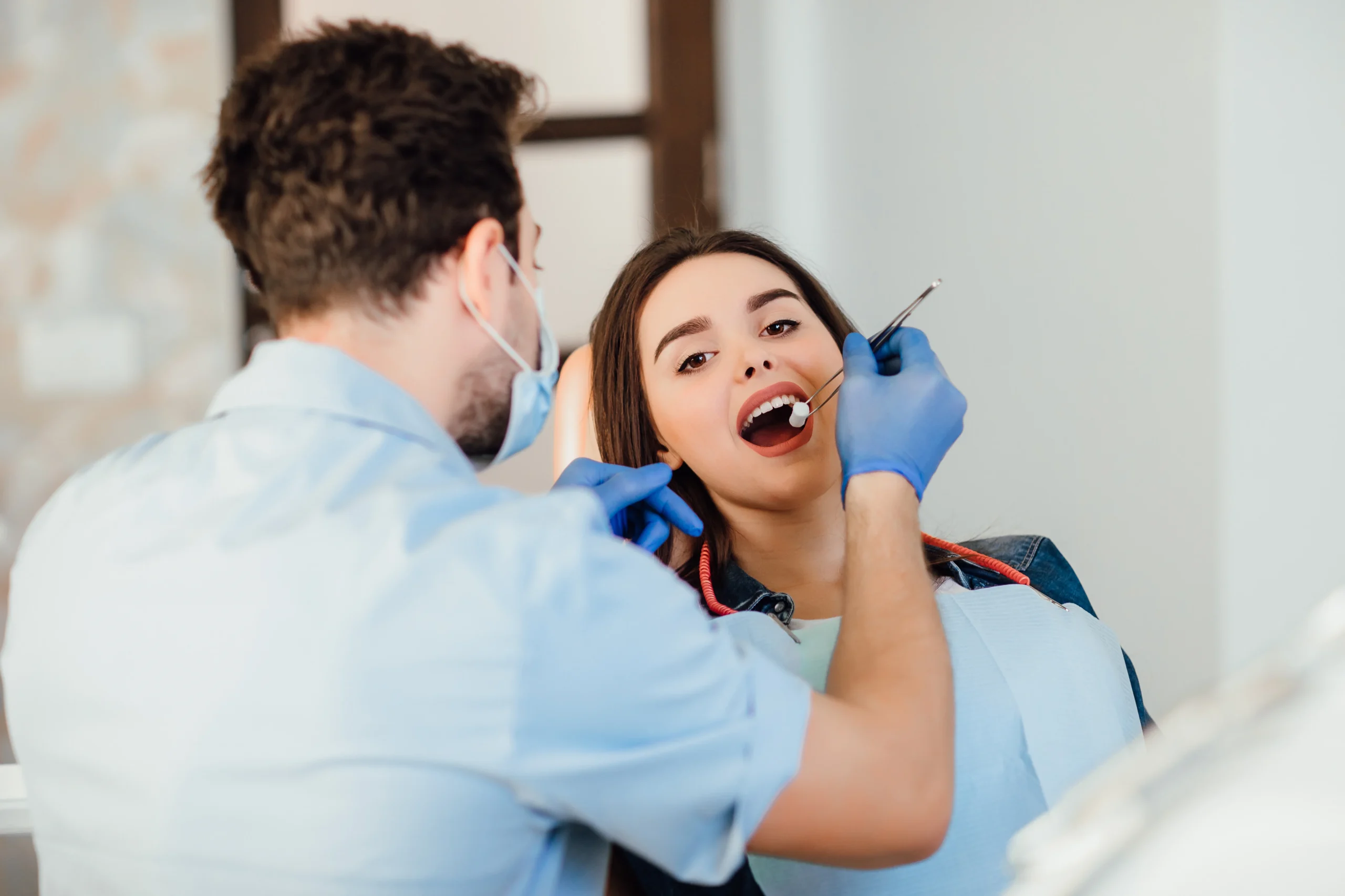 Dental bridges and porcelain veneers
